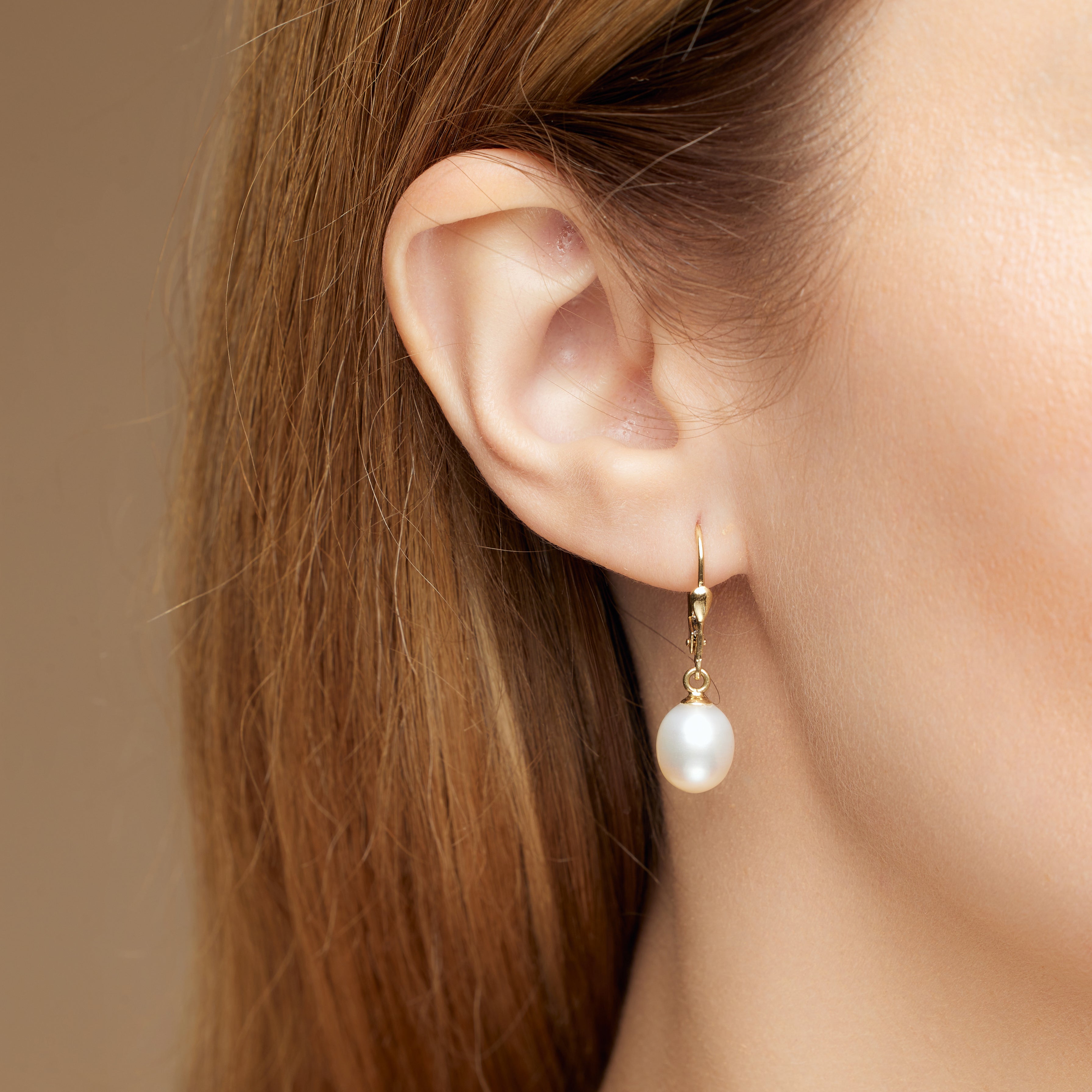 14K Yellow Gold Earrings with Culture Pearl