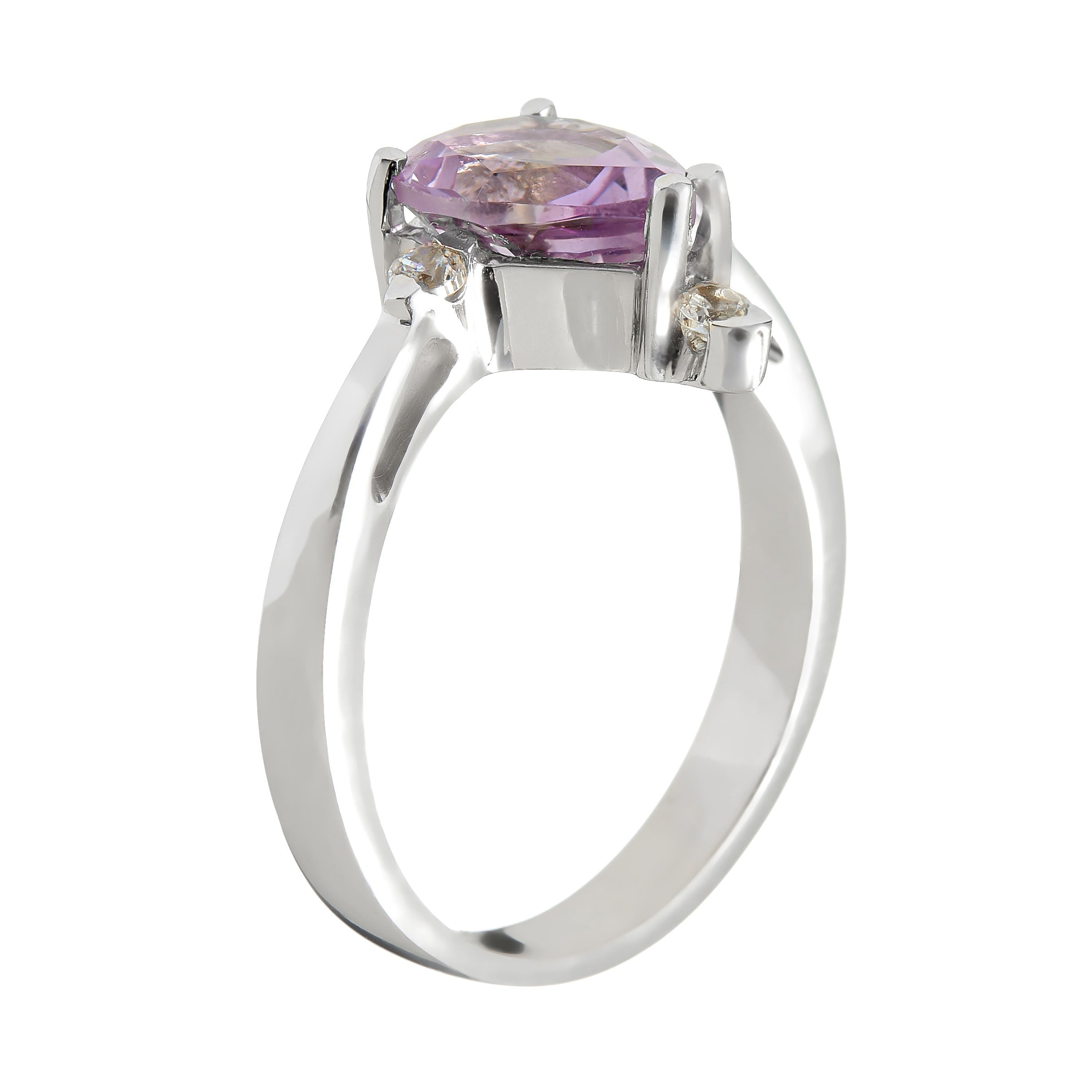 14K White Gold Ring with Amethyst